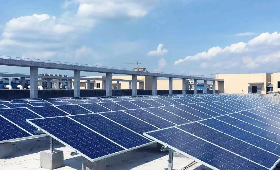 為什么秋季的光伏發(fā)電量比夏季還高？